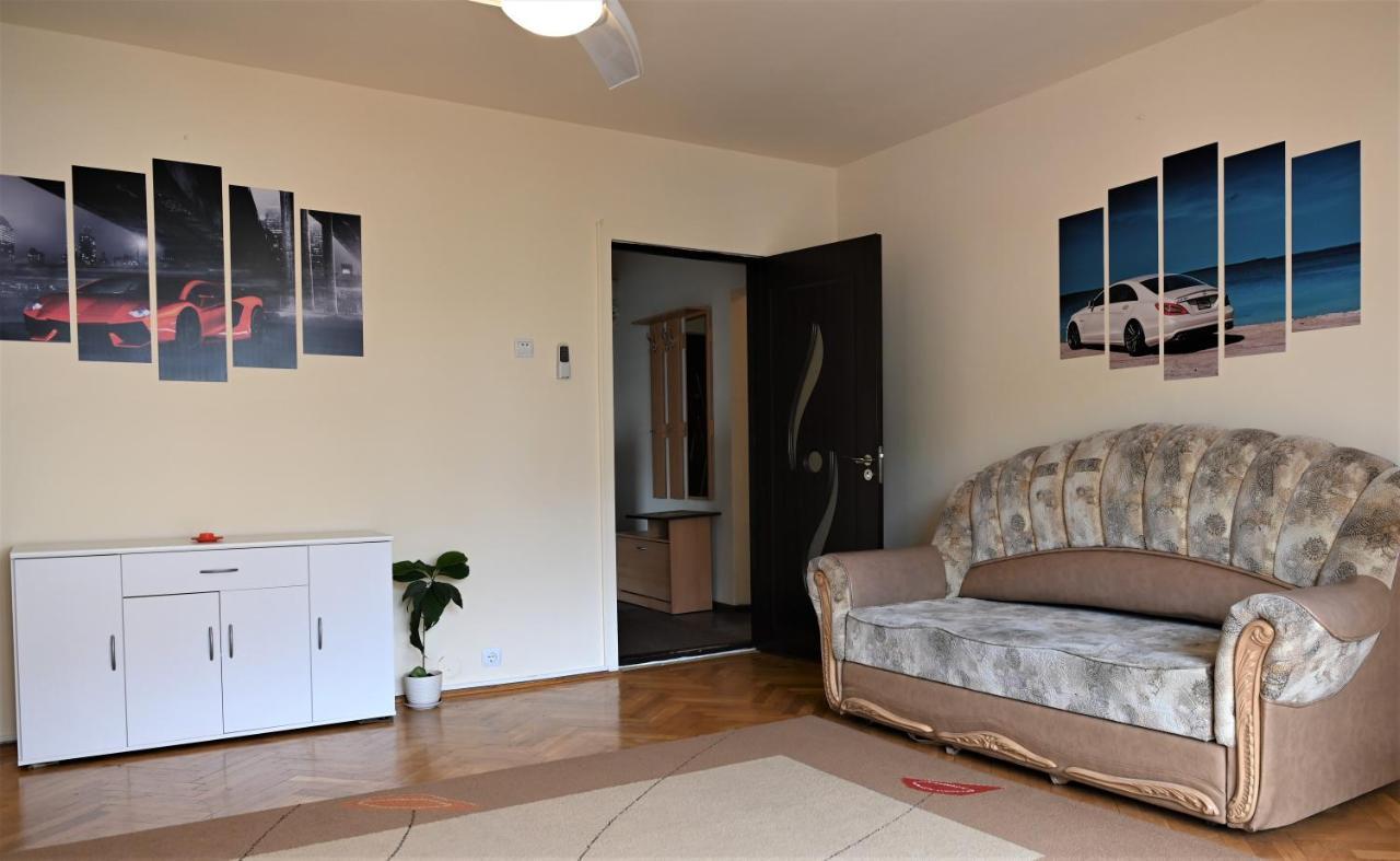 Marin Hotel Apartment Брашов Екстер'єр фото