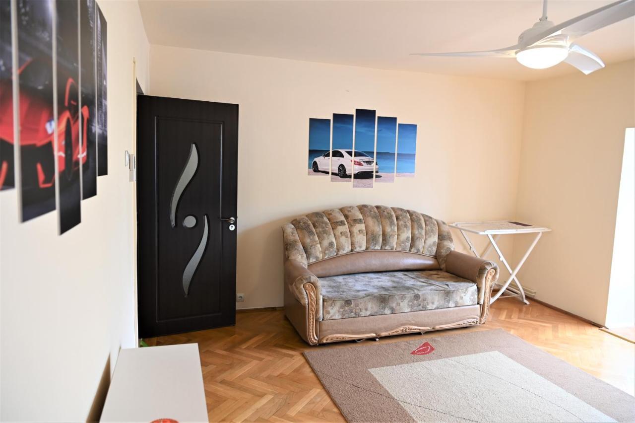Marin Hotel Apartment Брашов Екстер'єр фото