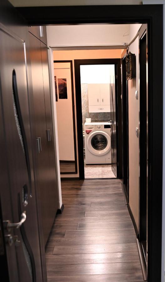 Marin Hotel Apartment Брашов Екстер'єр фото