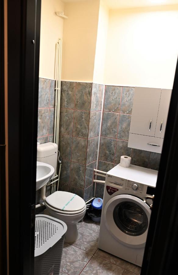 Marin Hotel Apartment Брашов Екстер'єр фото