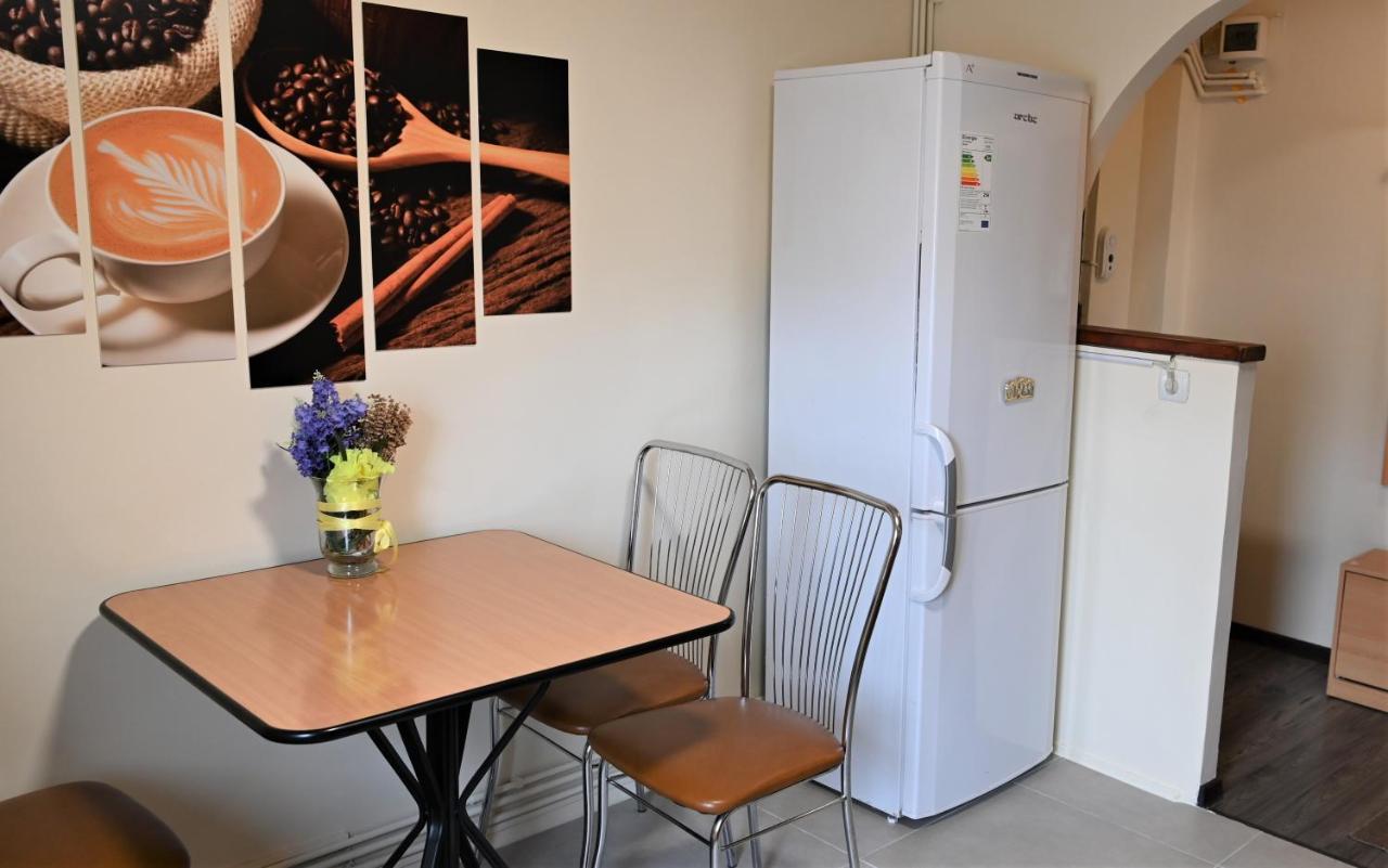 Marin Hotel Apartment Брашов Екстер'єр фото